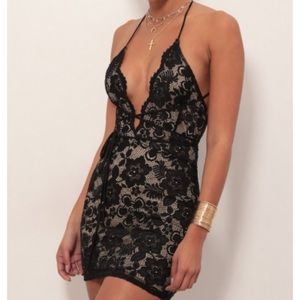 Lucy in the sky bodycon lace dress